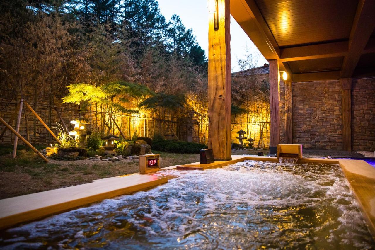 Sono Belle Cheongsong Hotel Екстериор снимка