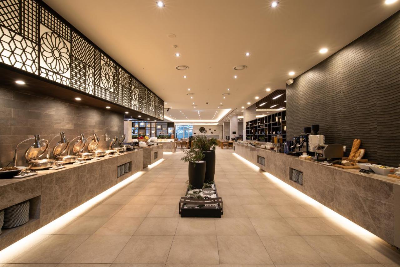 Sono Belle Cheongsong Hotel Екстериор снимка